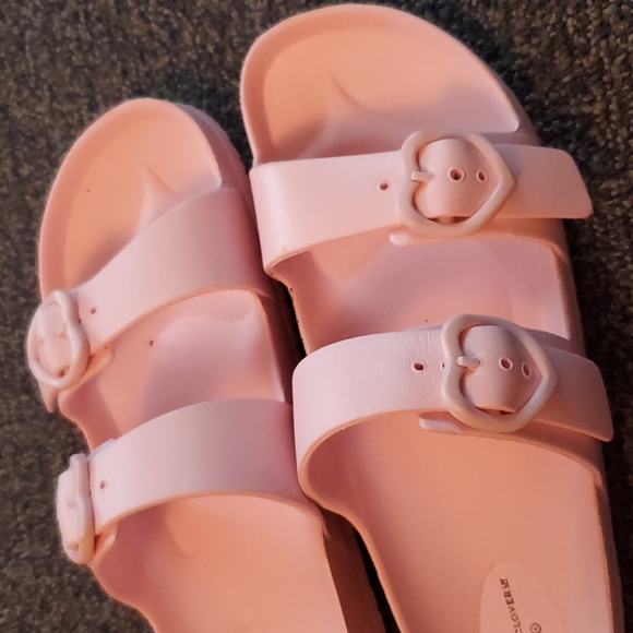 Target X Stoney Clover Lane Pink Heart Sandals Size 9 - Picture 2 of 4